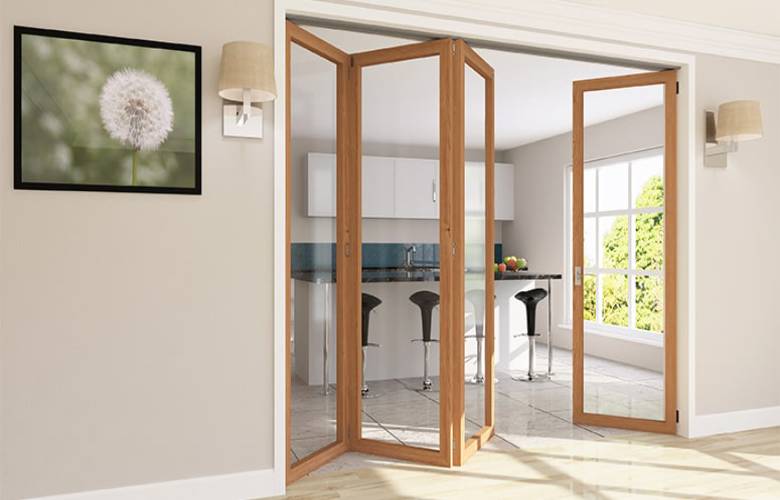 Bruine harmonicadeur die openstaat.